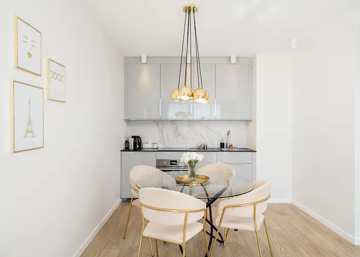 Glossy M45 アパート