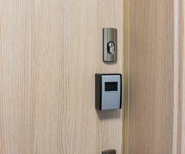 Glossy M45 アパート *