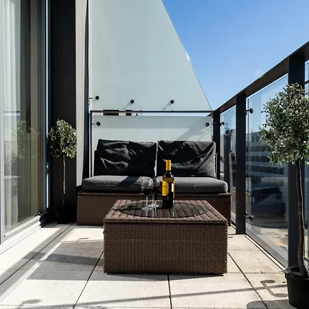 Glossy M45 Apartamento *